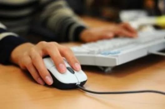 Jak sprawdzić zadłużenie w urzędzie skarbowym online i uniknąć kłopotów
