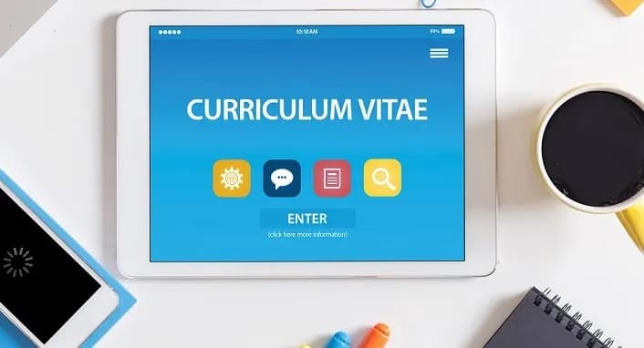 Co oznacza skrót CV i dlaczego jest kluczowy w aplikacji o pracę