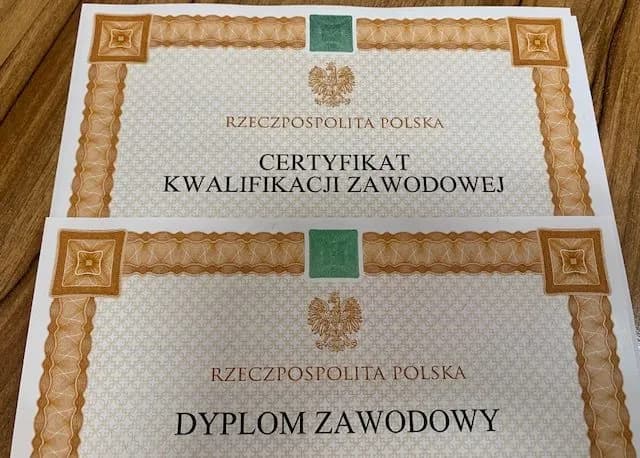 Jak uzyskać dyplom potwierdzający kwalifikacje zawodowe bez stresu?